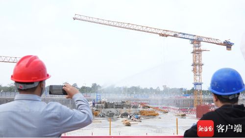 共筑綠色防線，守護(hù)椰城藍(lán)天——海口舉行2024年建設(shè)工程揚(yáng)塵治理現(xiàn)場觀摩會(huì)紀(jì)實(shí)
